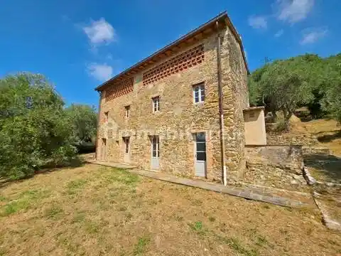 Villa in vendita a Camaiore