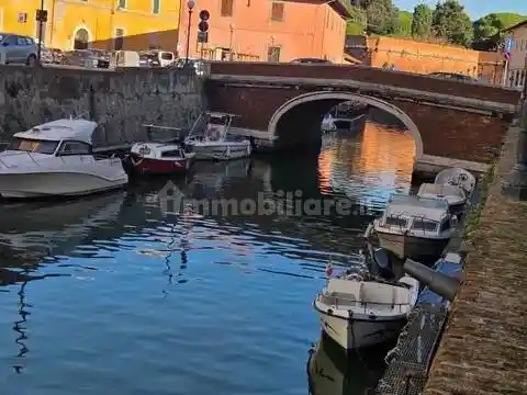 Appartamento in vendita a Livorno