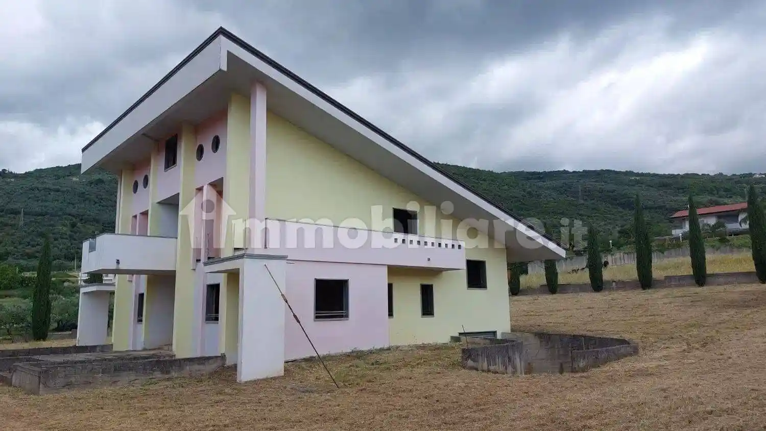 Villa in vendita a Campagna