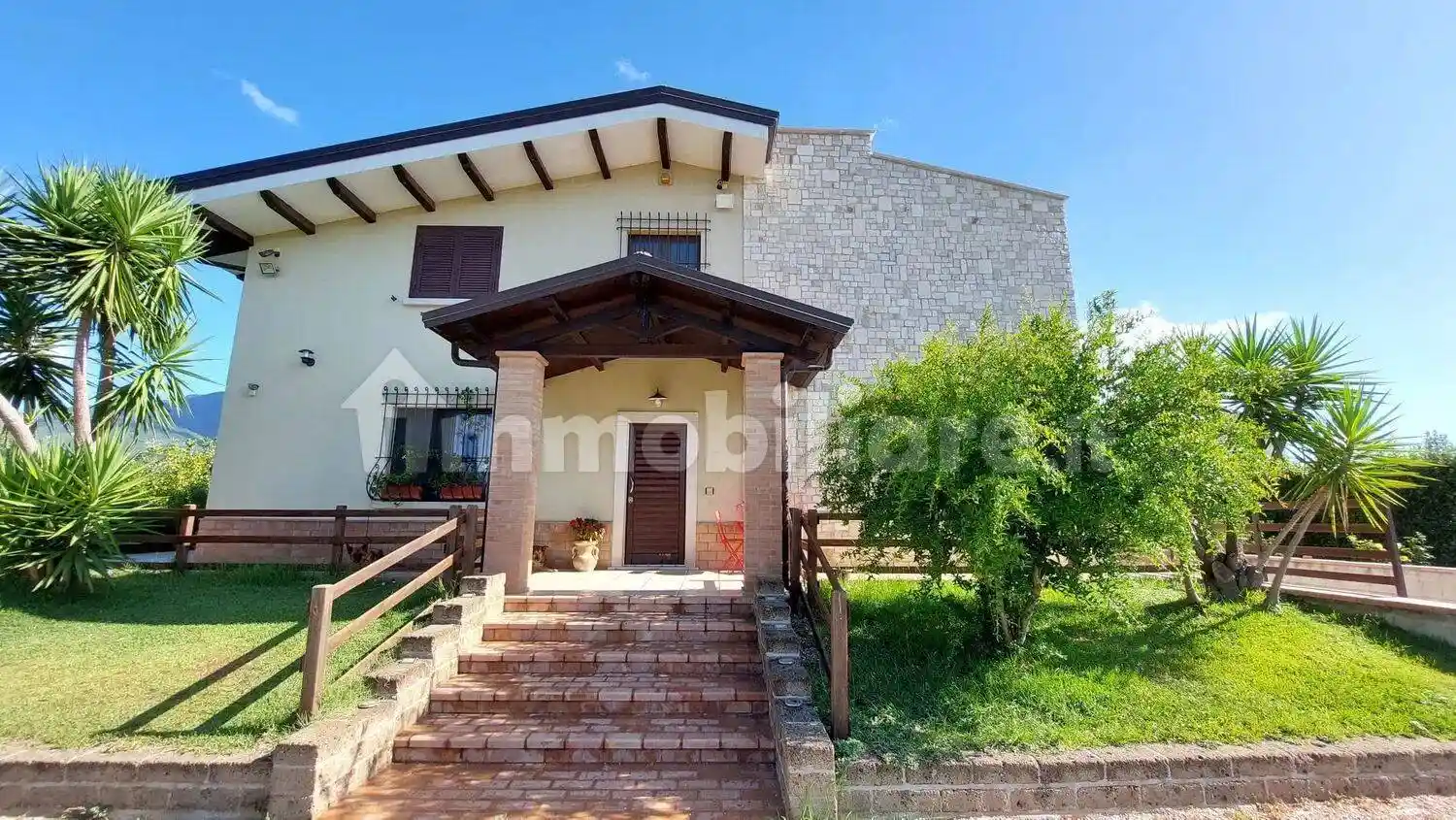 Villa in vendita a Campagna