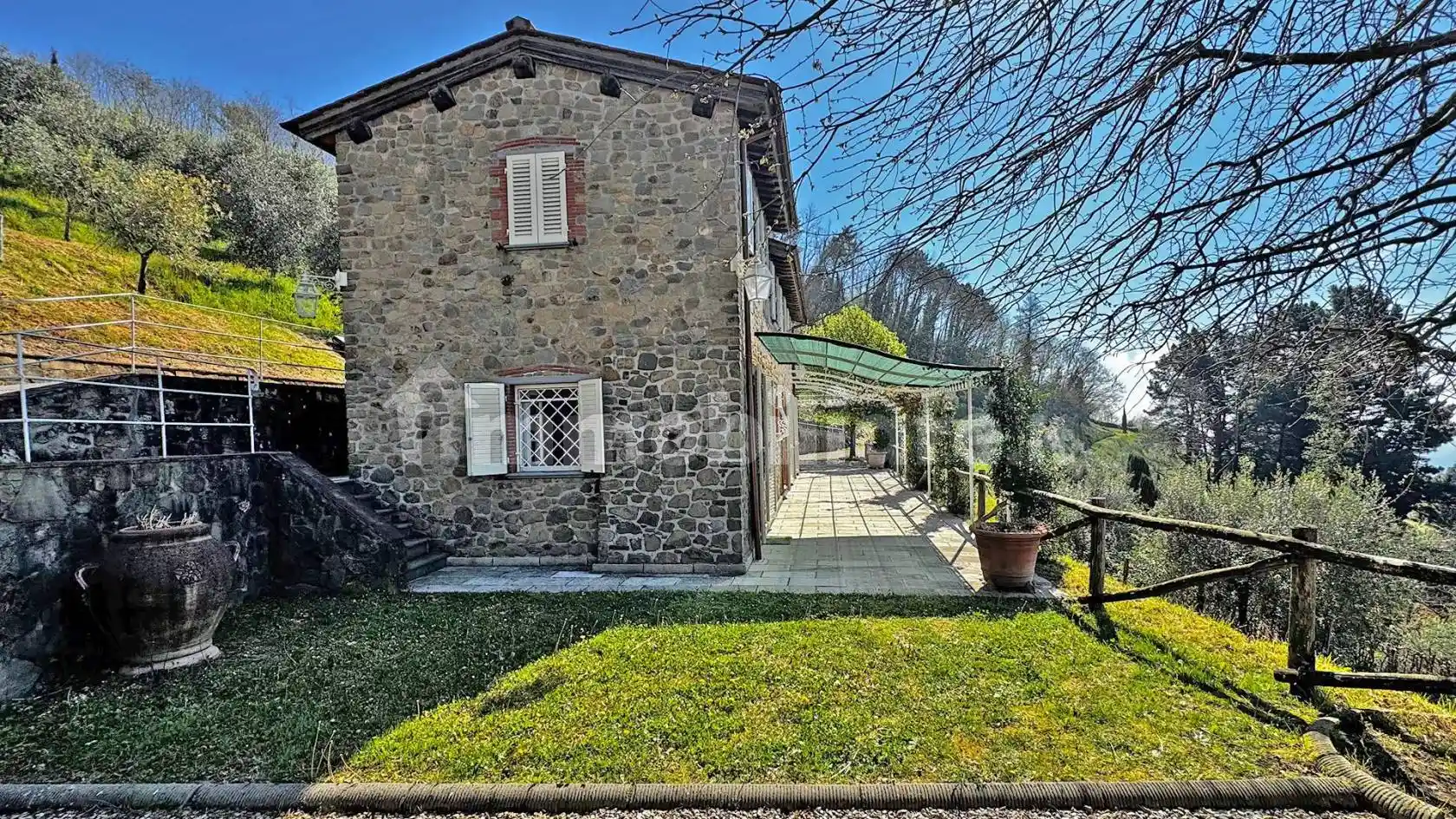 Rustico - Casale in vendita a Capannori