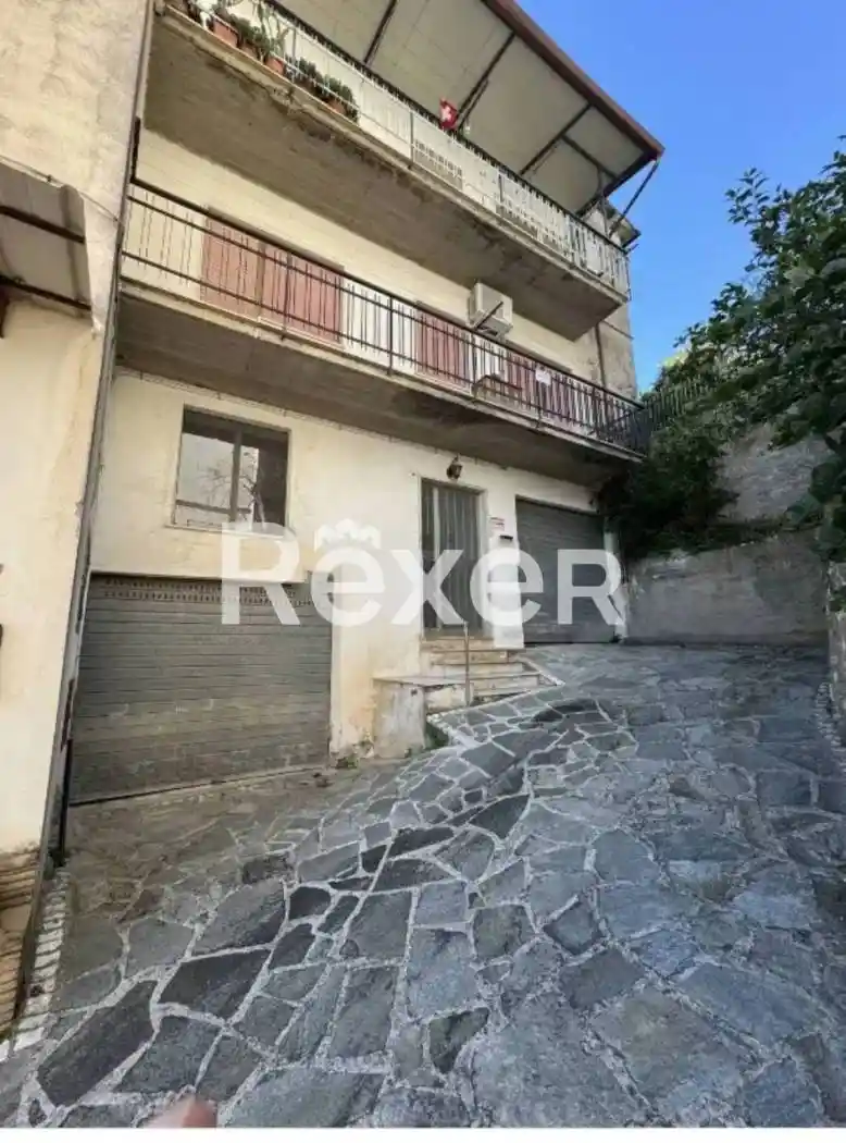 Appartamento in vendita a Coreno Ausonio