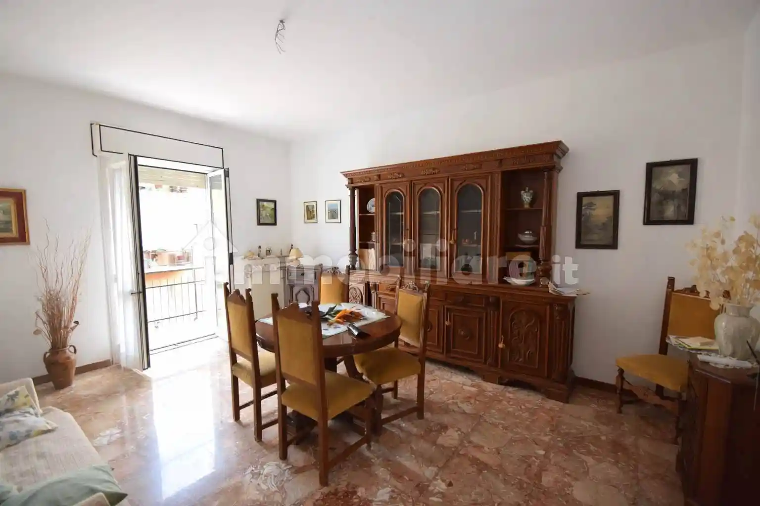 Appartamento in vendita a Piacenza