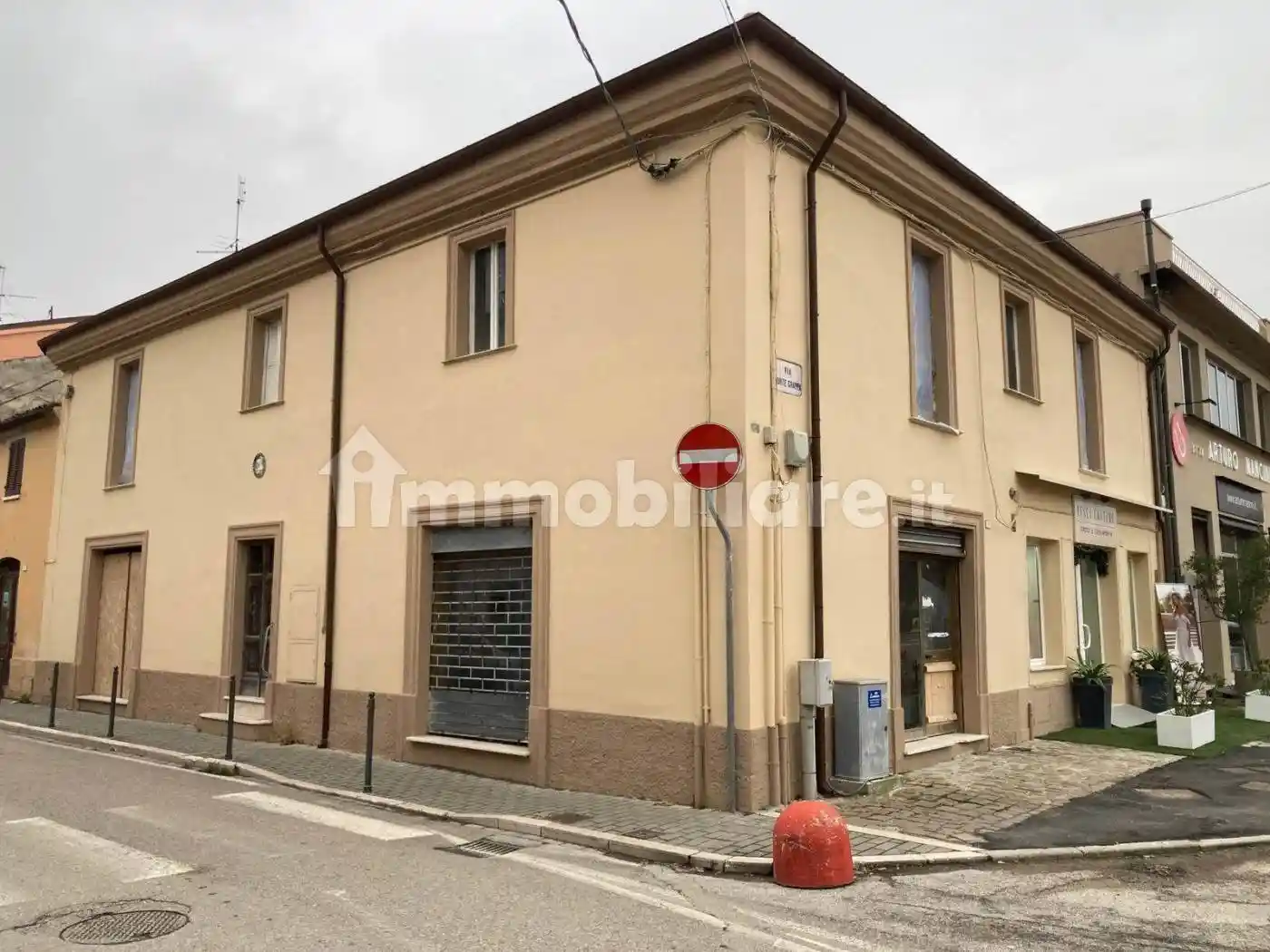 Palazzo - Edificio in vendita a Fano