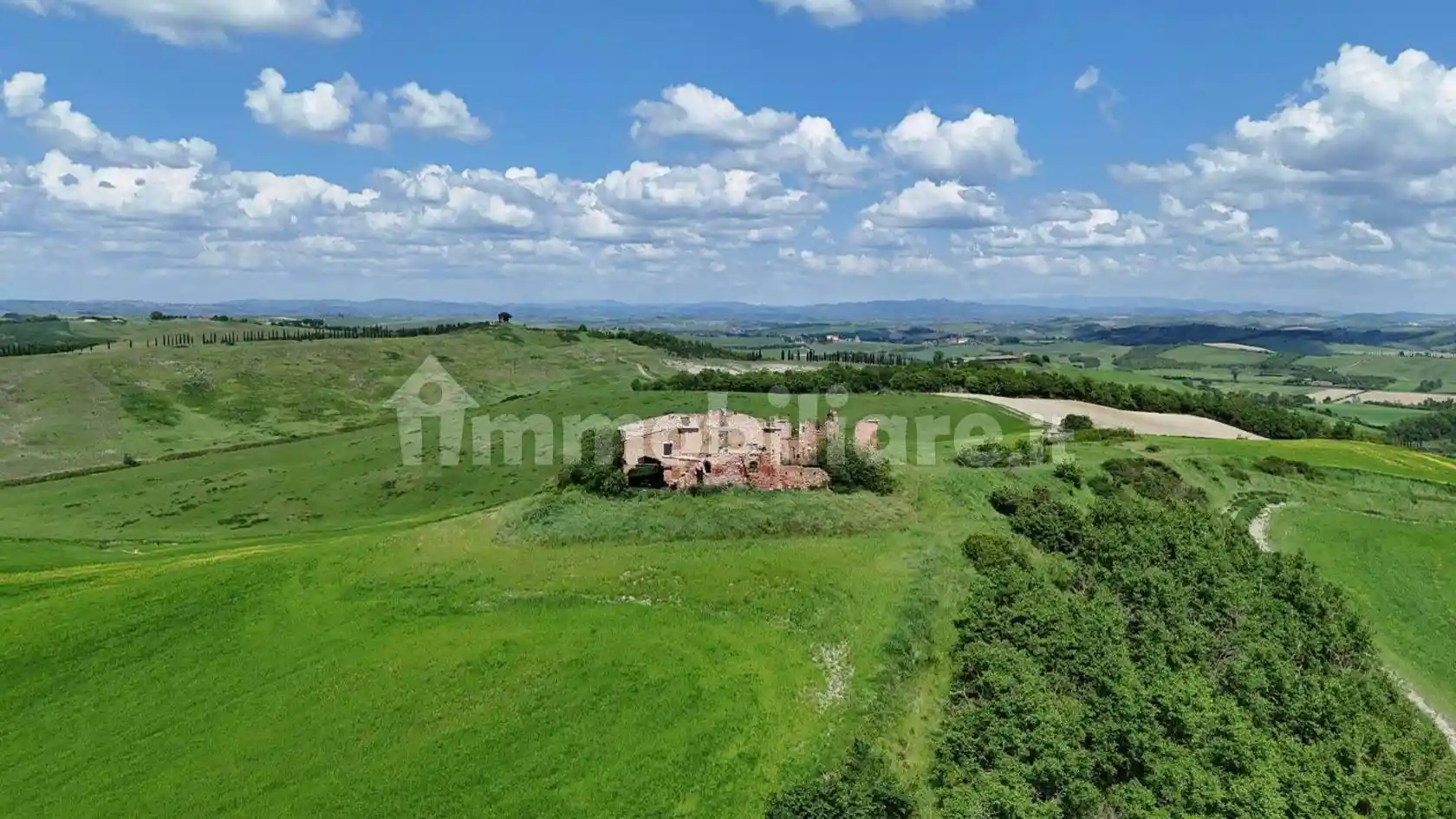 Rustico - Casale in vendita a Monteroni d'Arbia