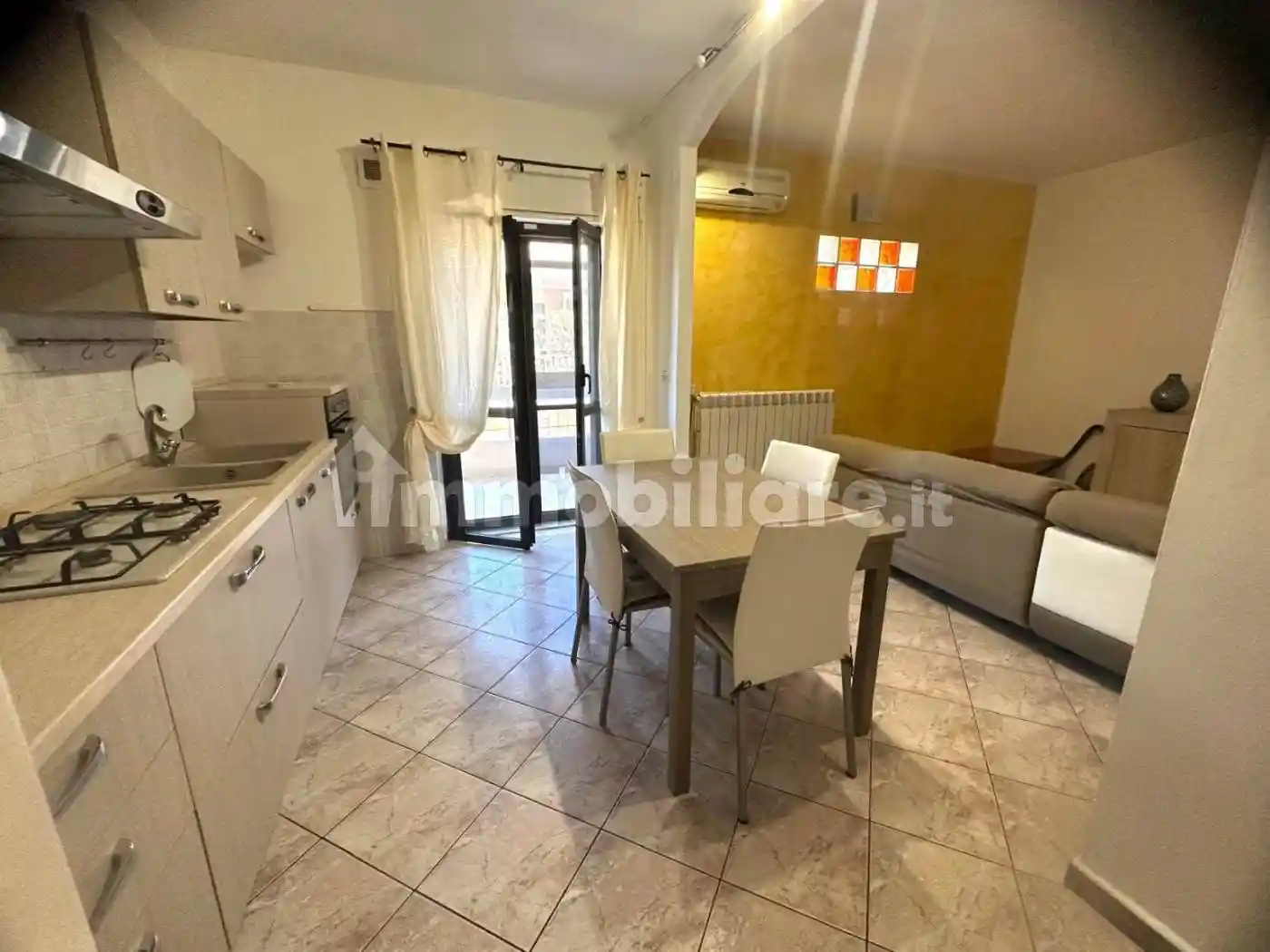 Appartamento in affitto a Squillace