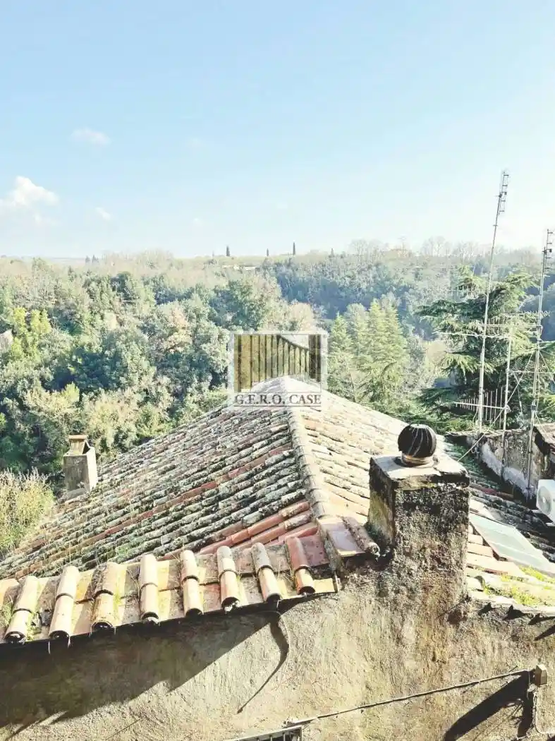 Appartamento in vendita a Caprarola