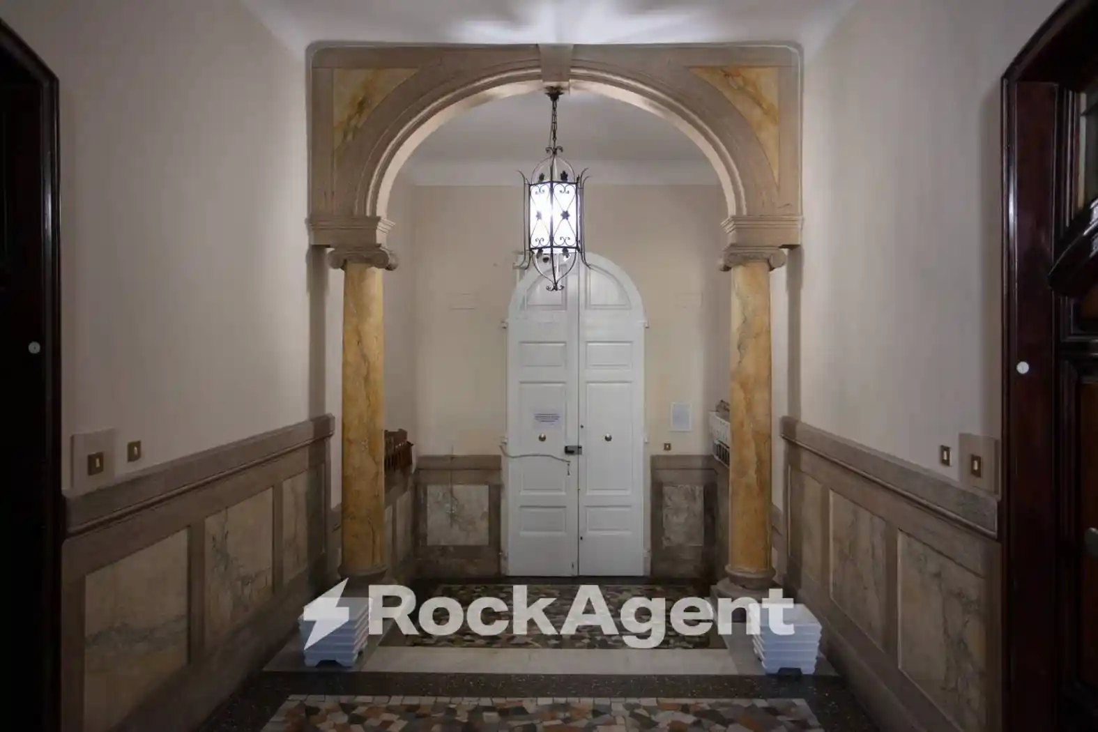 Appartamento in vendita a Livorno