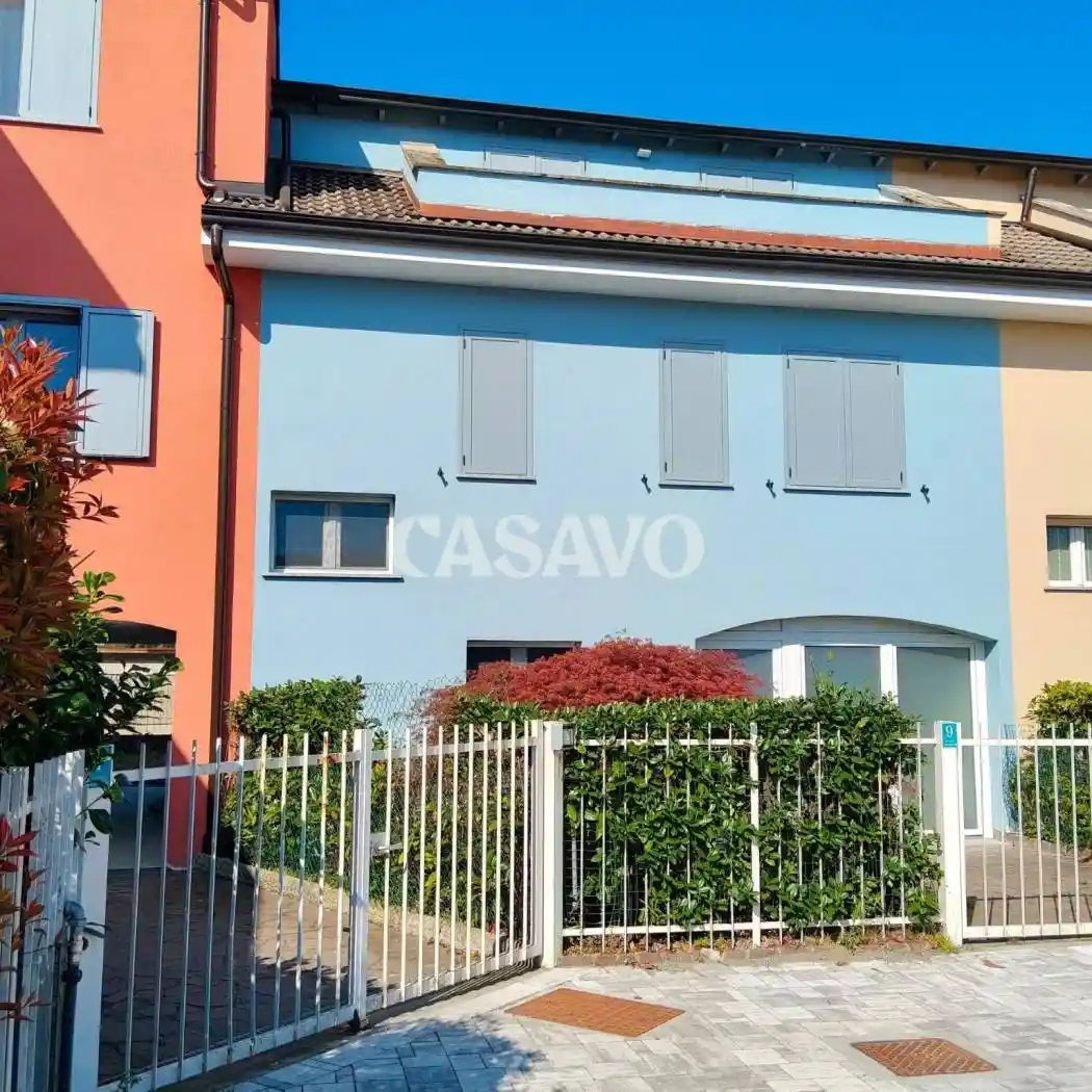 Villa in vendita a Castelletto Sopra Ticino