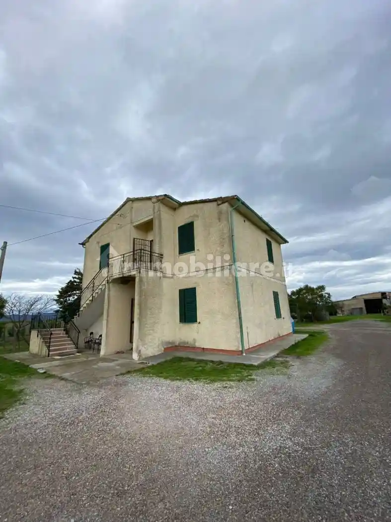Rustico - Casale in vendita a Grosseto