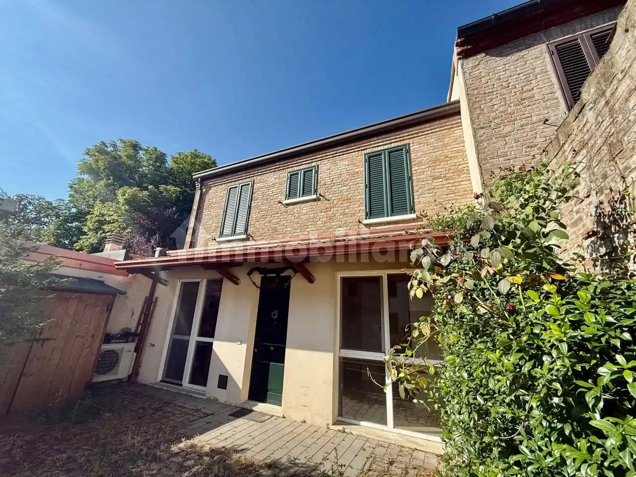 Casa indipendente in vendita a Ferrara