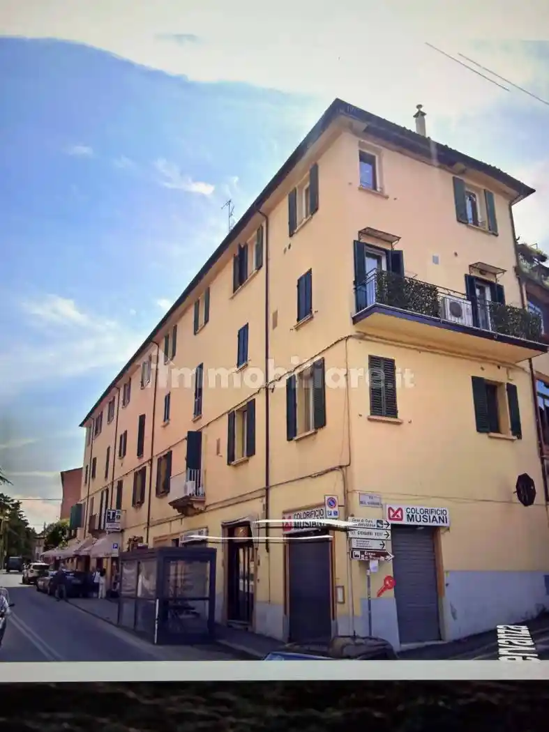 Appartamento in vendita a Bologna