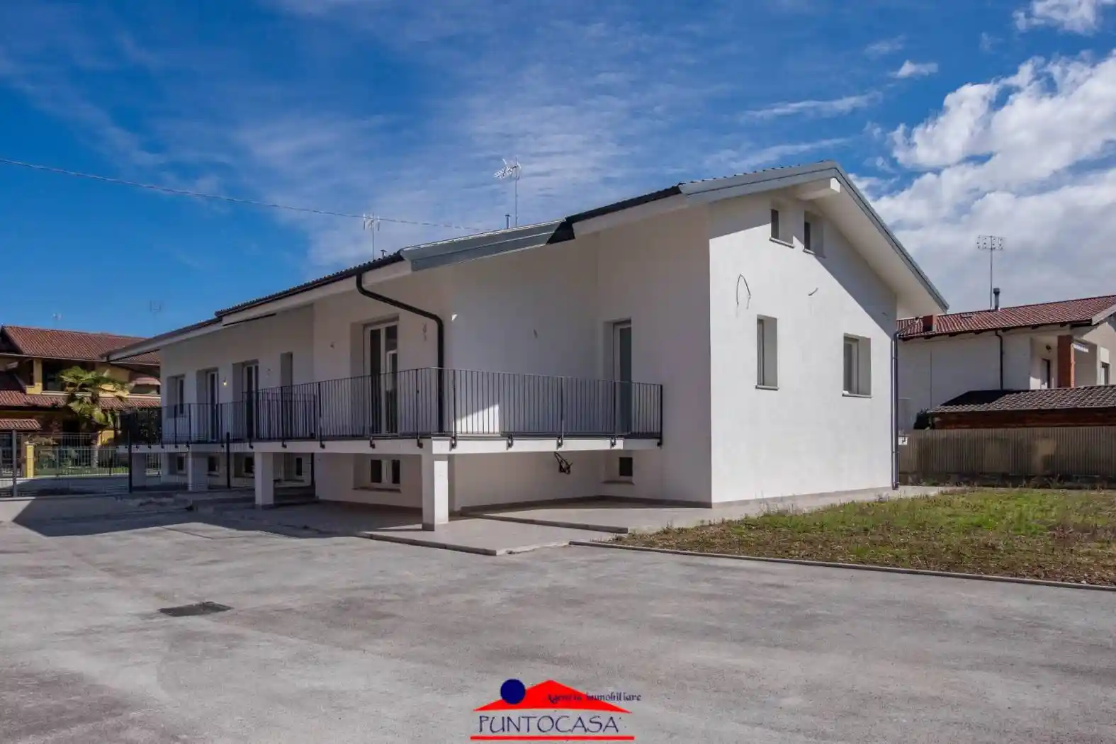 Villa in vendita a Busca