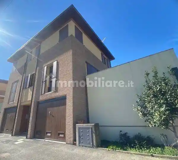 Villa in vendita a Bondeno