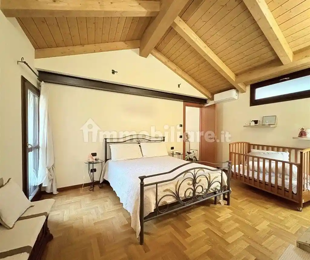 Casa indipendente in vendita a Verduno