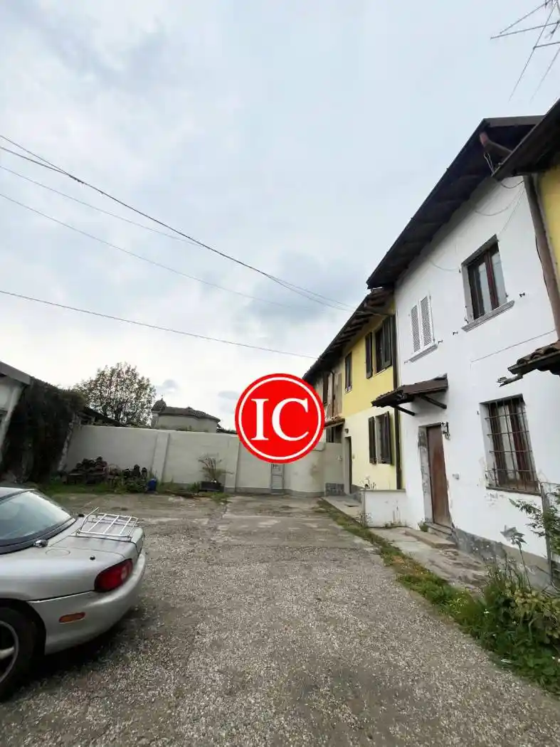 Villa in vendita a San Colombano al Lambro