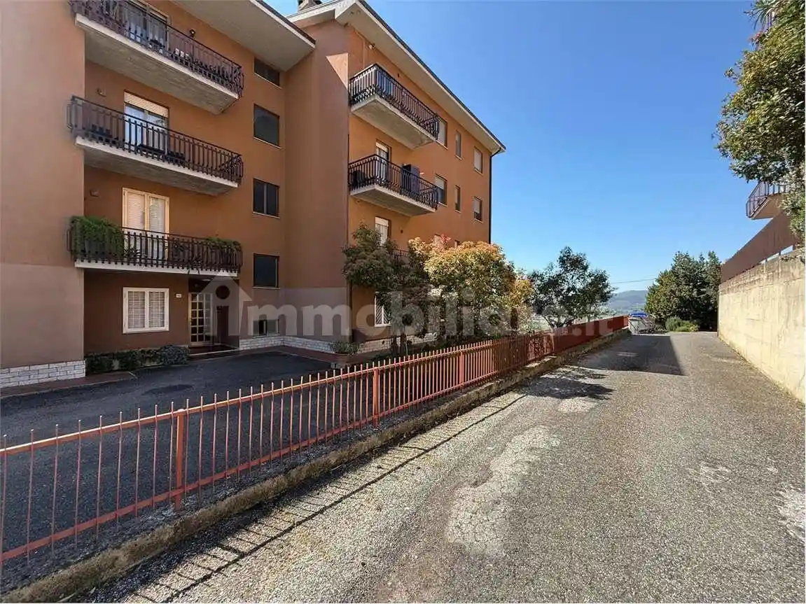 Appartamento in vendita a Todi