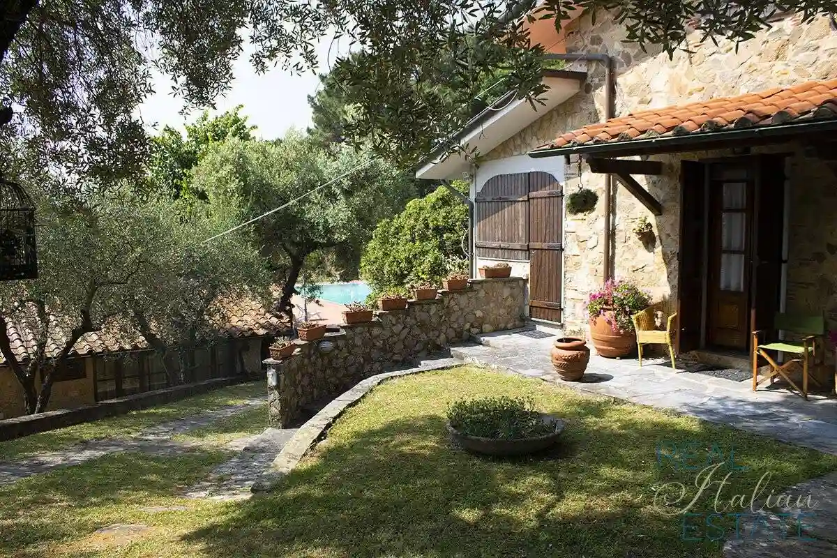 Villa - foto 2
