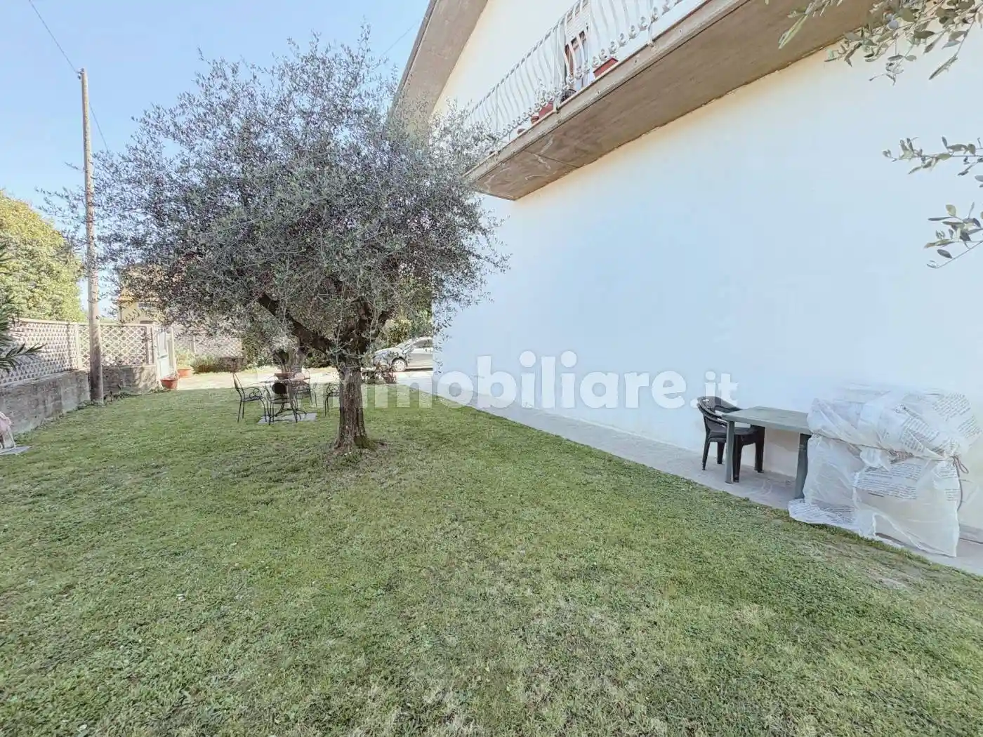 Appartamento in vendita a Sarzana