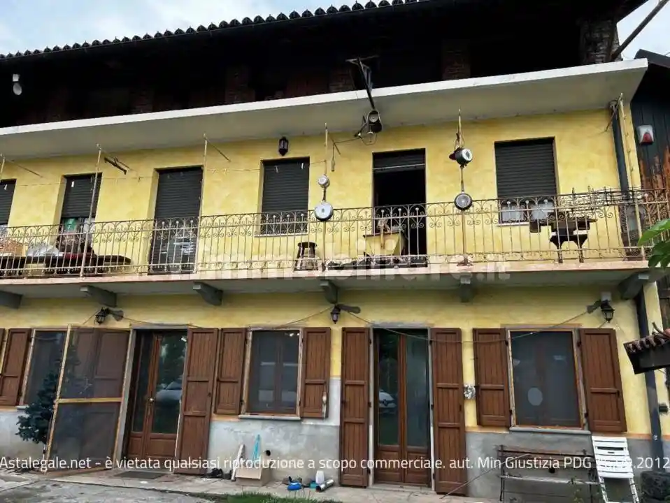 Casa indipendente in vendita a Grosso