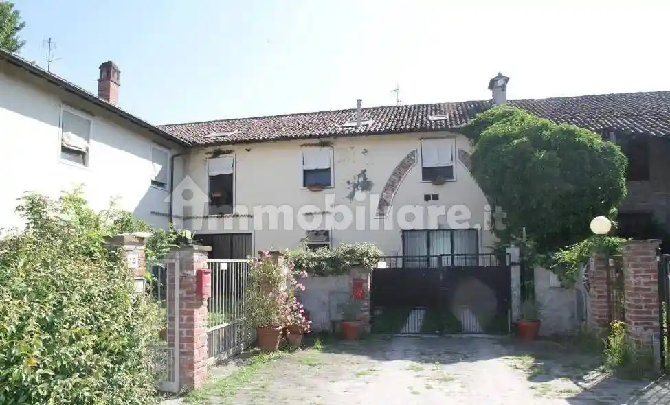 Casa indipendente in vendita a Zerbolò