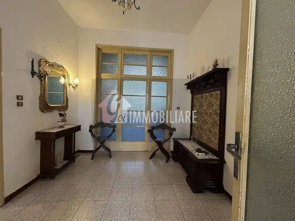 Casa indipendente in vendita a Rivarolo del Re ed Uniti