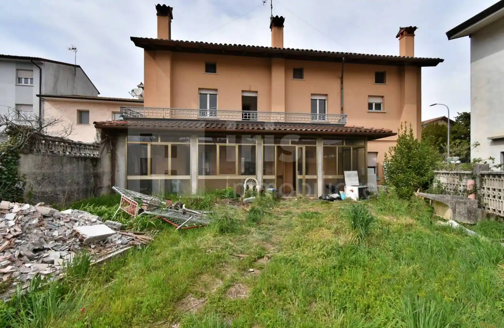 Villa in vendita a Majano
