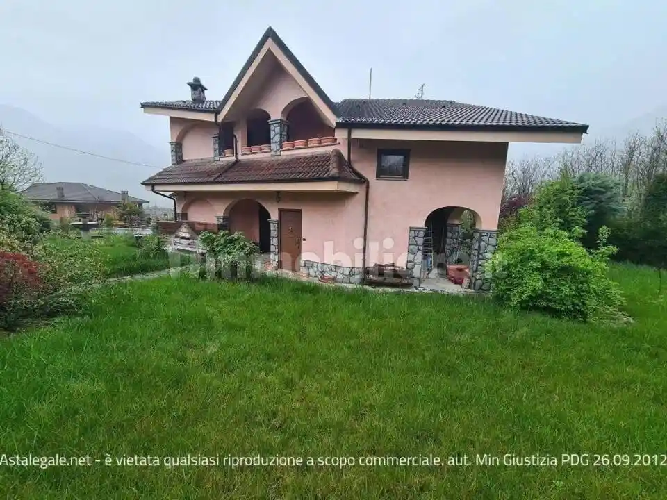 Appartamento in vendita a Chianocco