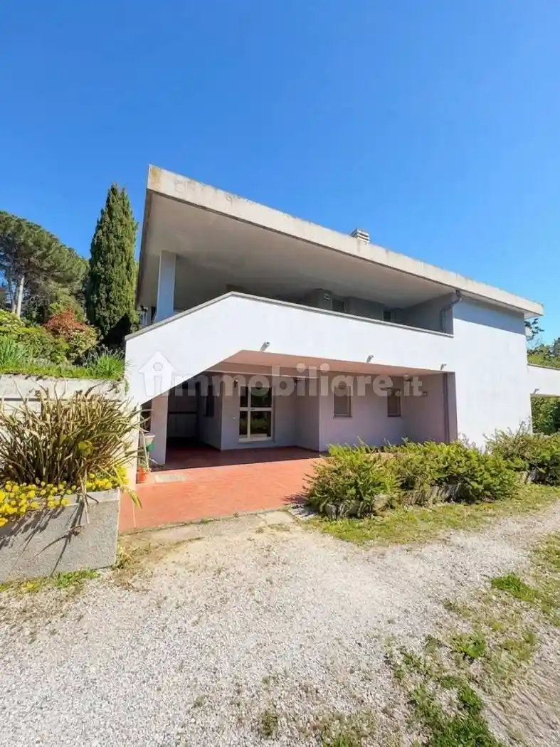 Villa in vendita a Pesaro