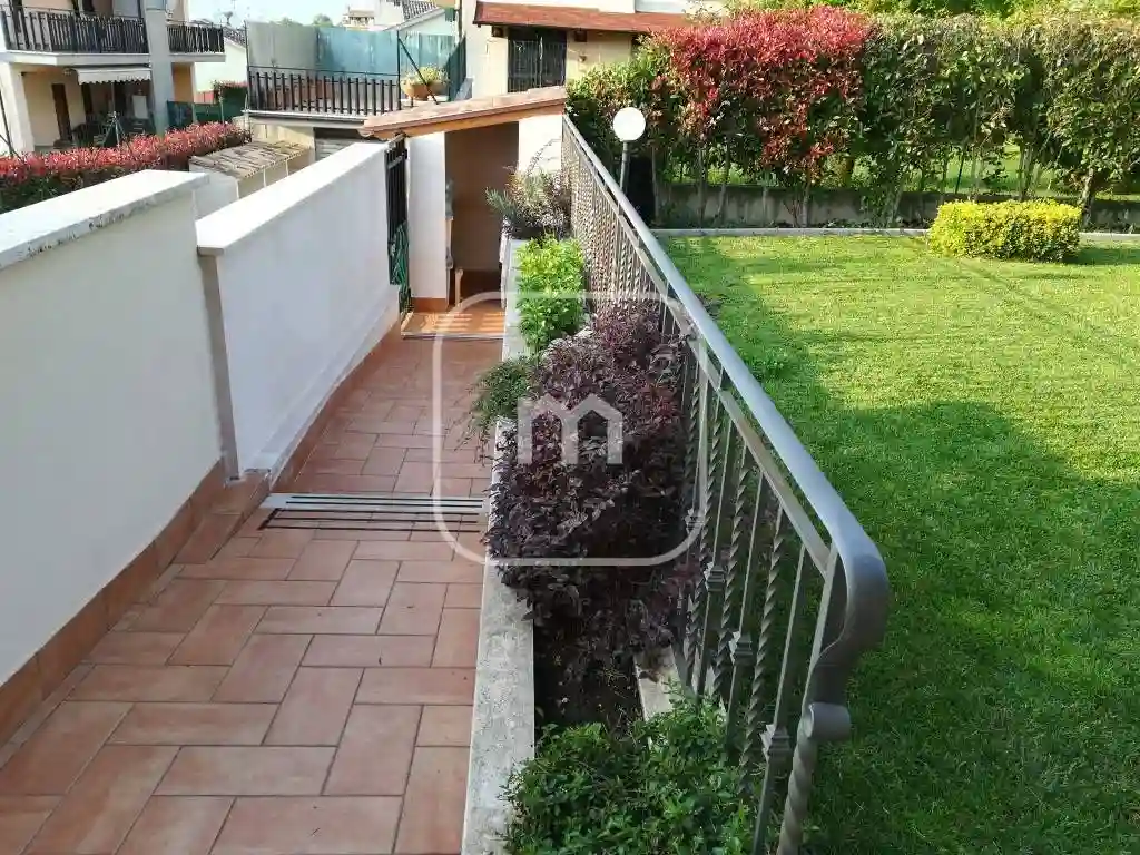Villetta a schiera - foto 2