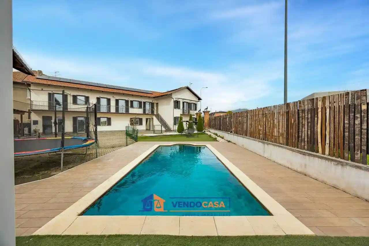 Villa in vendita a Pinerolo