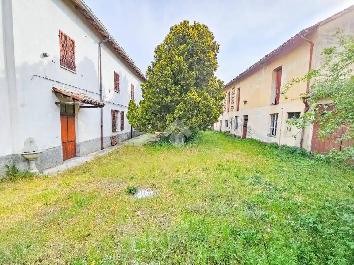 Casa indipendente in vendita a Bosco Marengo
