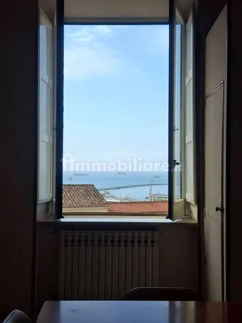 Appartamento in vendita a Salerno
