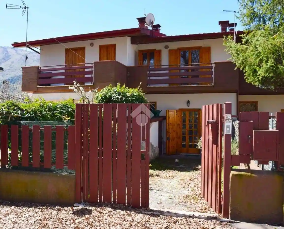 Villetta a schiera in vendita a Tagliacozzo