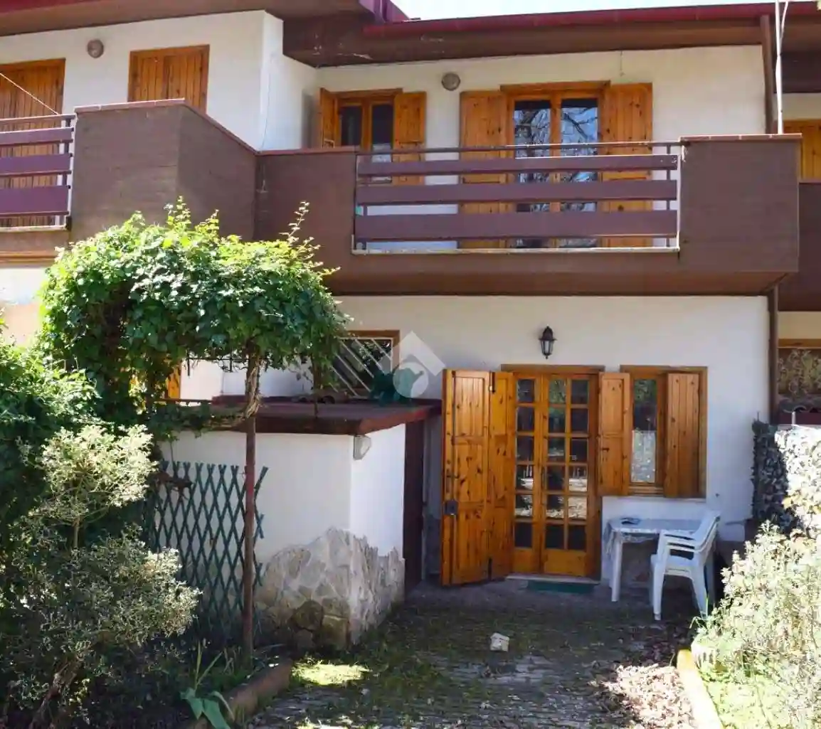 Villetta a schiera - foto 2