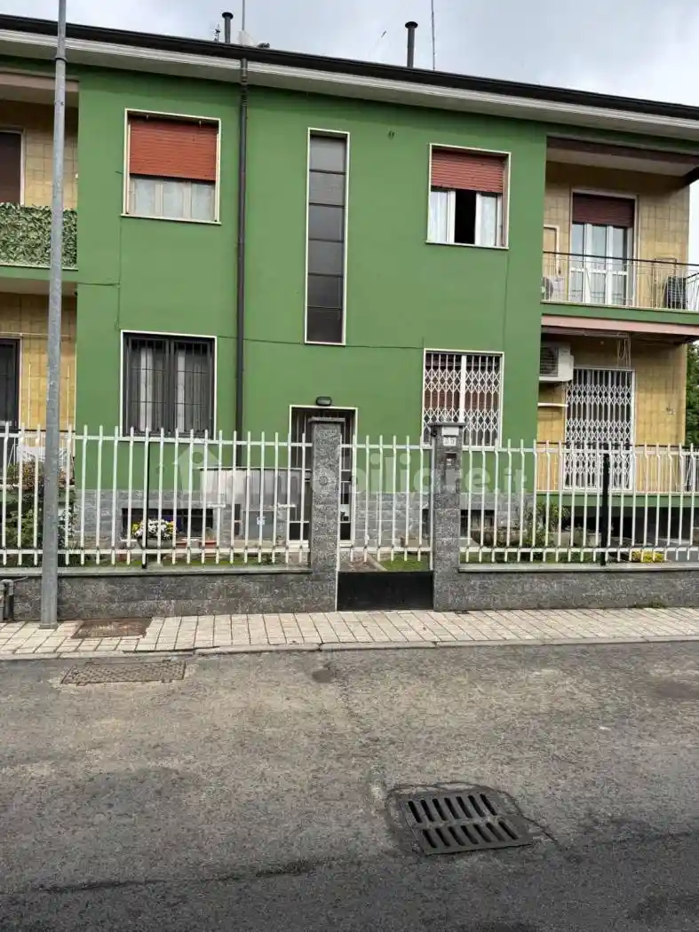 Appartamento in affitto a Rozzano