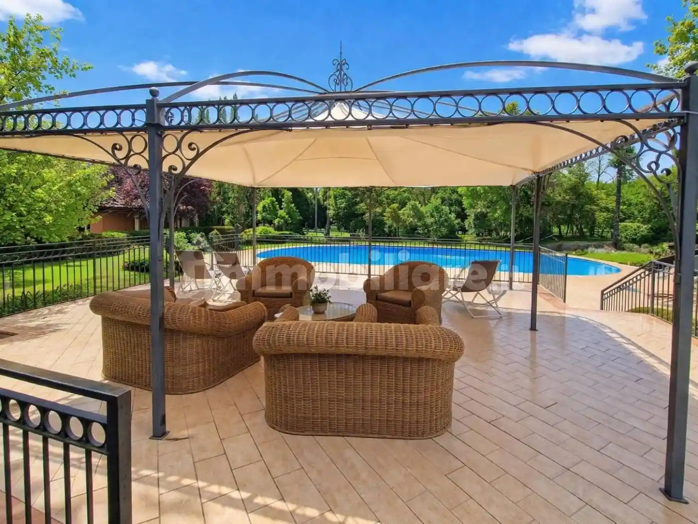 Villa in vendita a Polpenazze del Garda