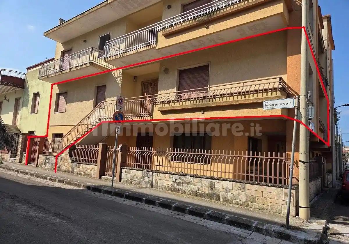 Appartamento in vendita a Parabita