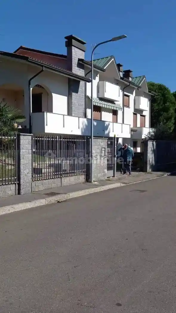 Villa in vendita a Sedriano