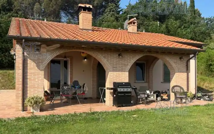Casa indipendente in vendita a Casciana Terme Lari