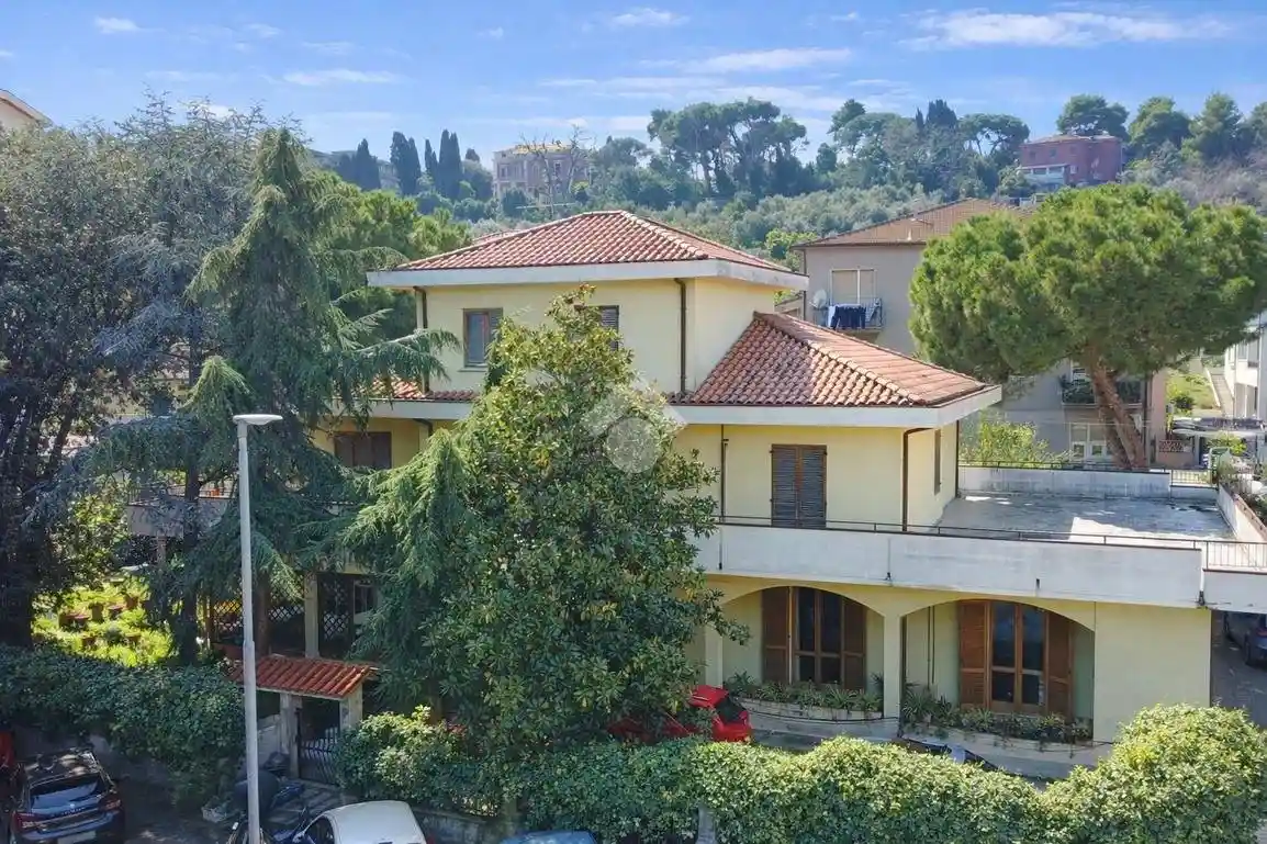 Villa in vendita a Giulianova