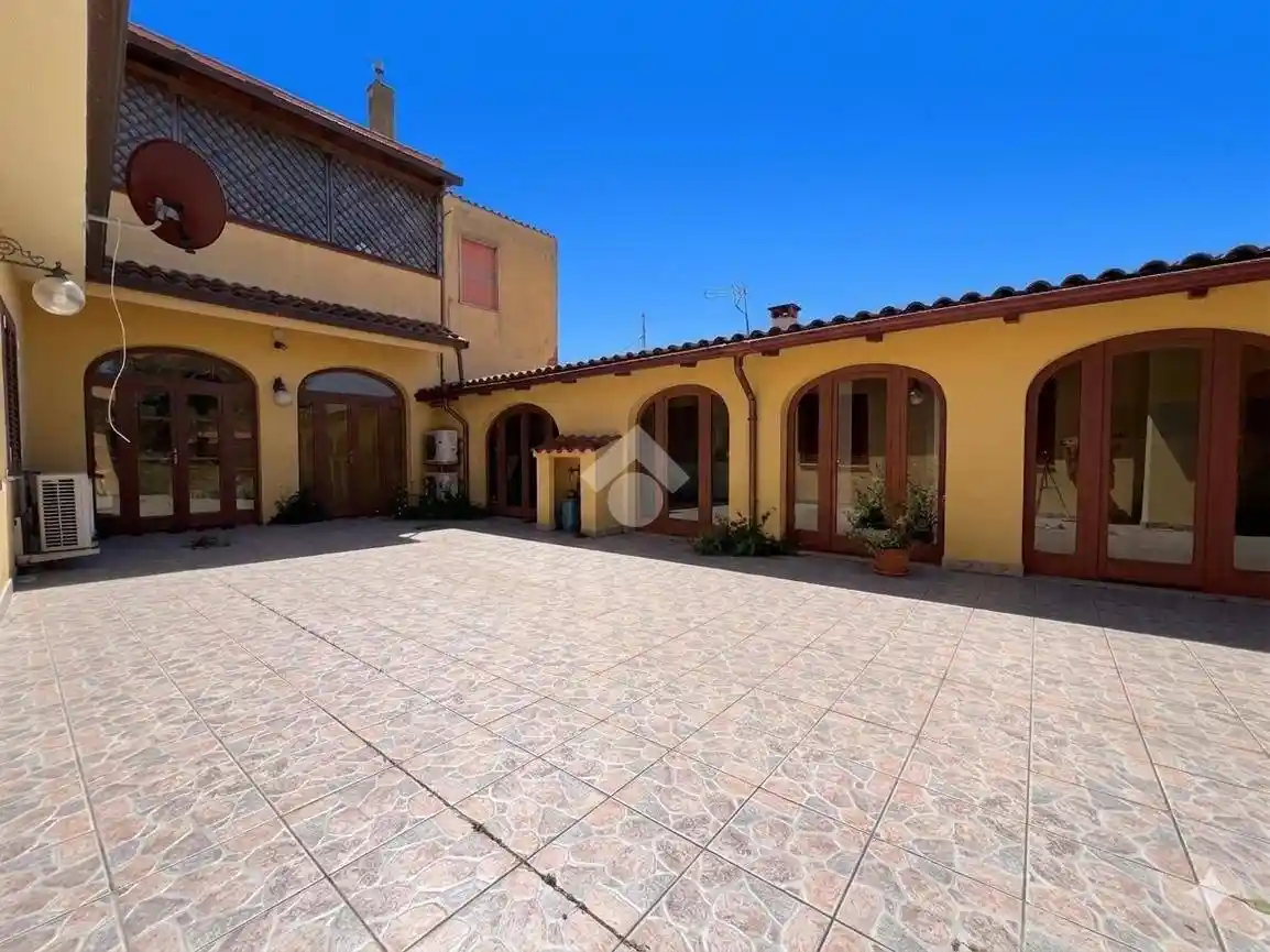 Casa indipendente in vendita a Santa Giusta