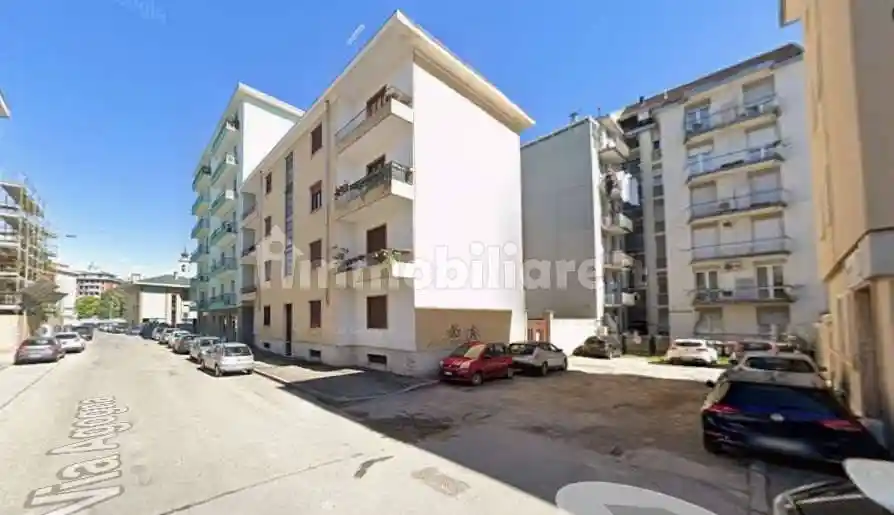 Appartamento in vendita a Novara