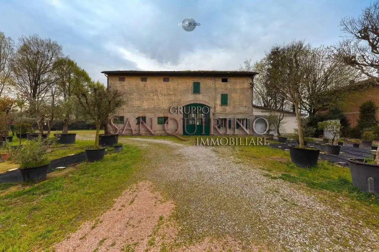 Rustico - Casale in vendita a Rubiera