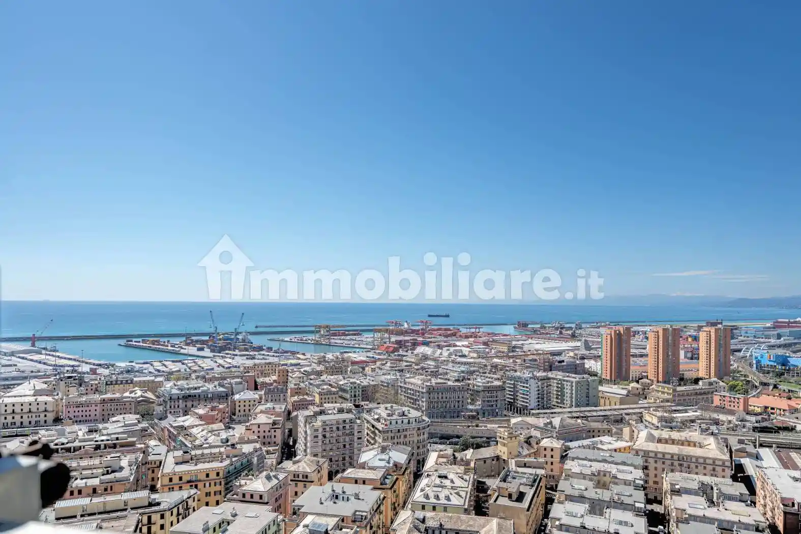 Appartamento in vendita a Genova