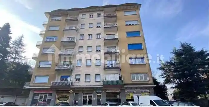 Appartamento in vendita a Gemonio