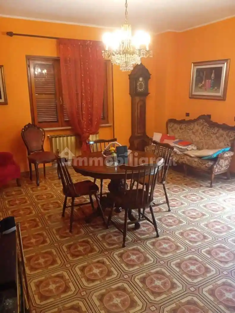 Appartamento in vendita a Pereto