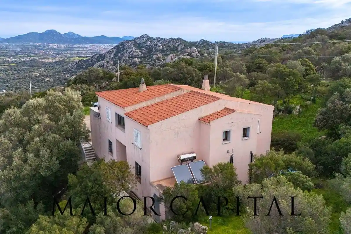 Villa in vendita a Olbia