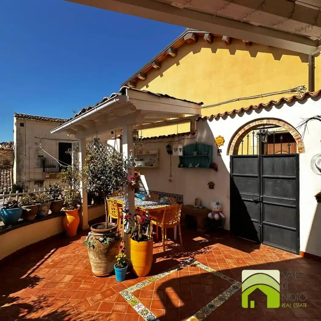 Casa indipendente in vendita a Noto