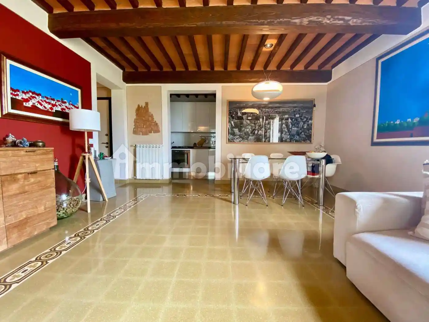 Appartamento in vendita a Lucca